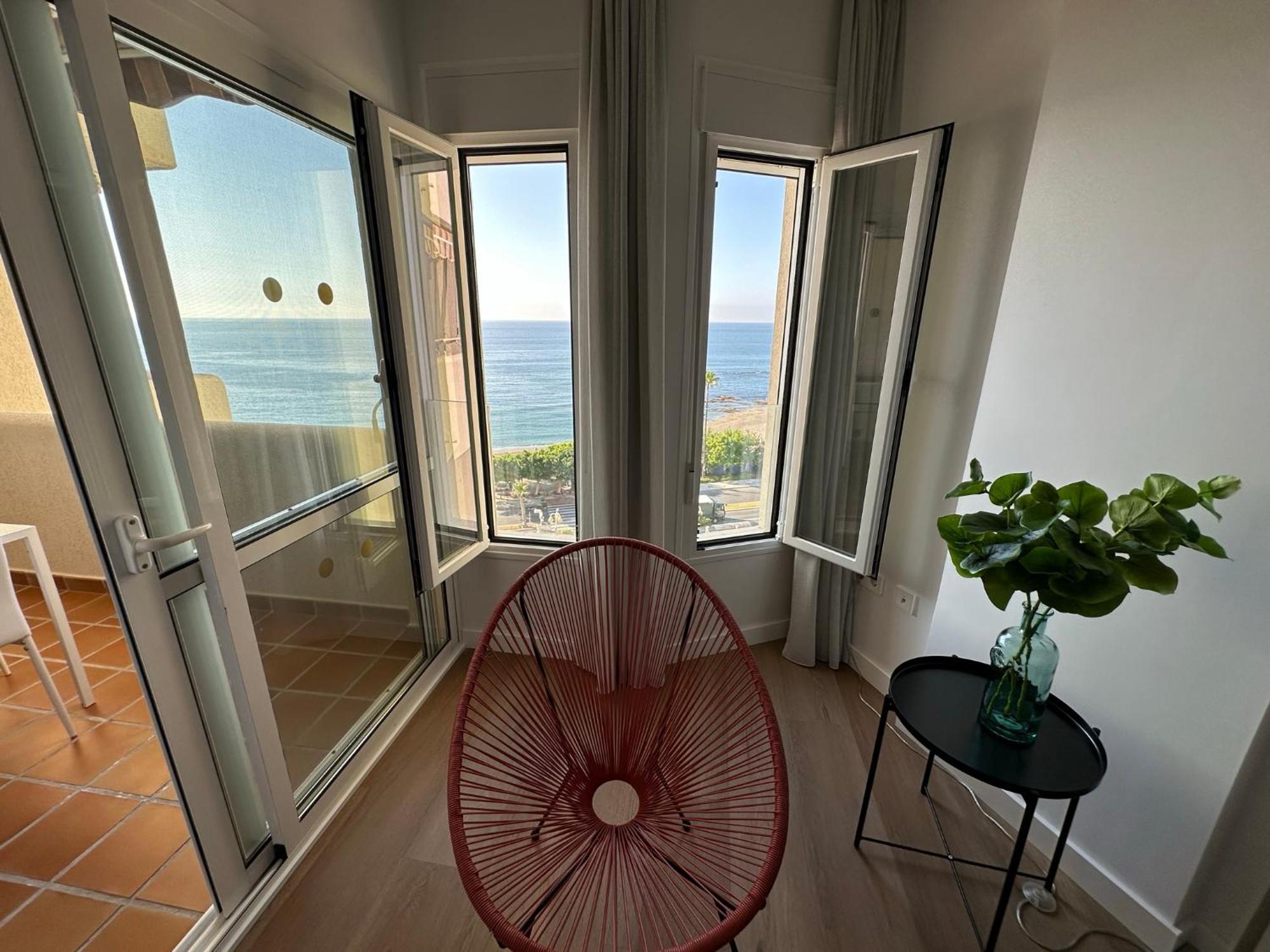 Luxury Frontal Al Mar Benalbeach بينالماذينا المظهر الخارجي الصورة