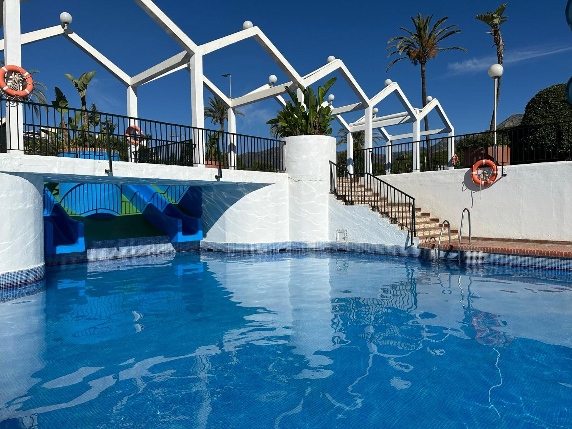 Luxury Frontal Al Mar Benalbeach بينالماذينا المظهر الخارجي الصورة