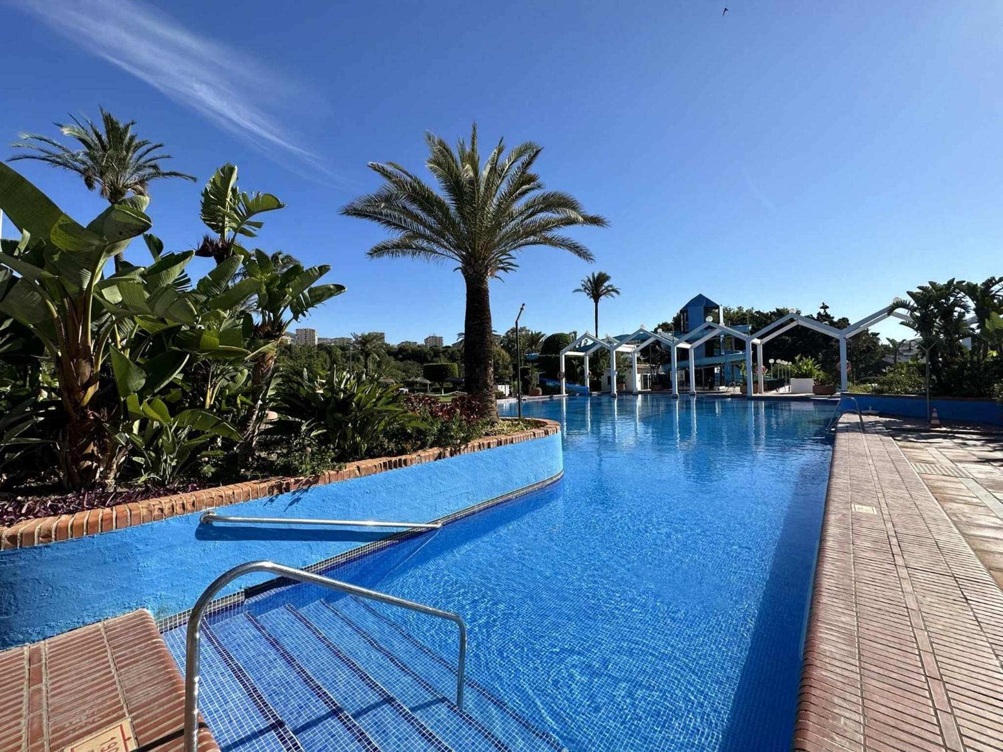 Luxury Frontal Al Mar Benalbeach بينالماذينا المظهر الخارجي الصورة